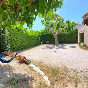 https://mini-studio-for-two-parking-beach-at-50m-2.fr-provencehotel.com